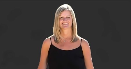 Kathy Crow Net Worth 2024 Age, Husband, Bio, Height, Career, & More!